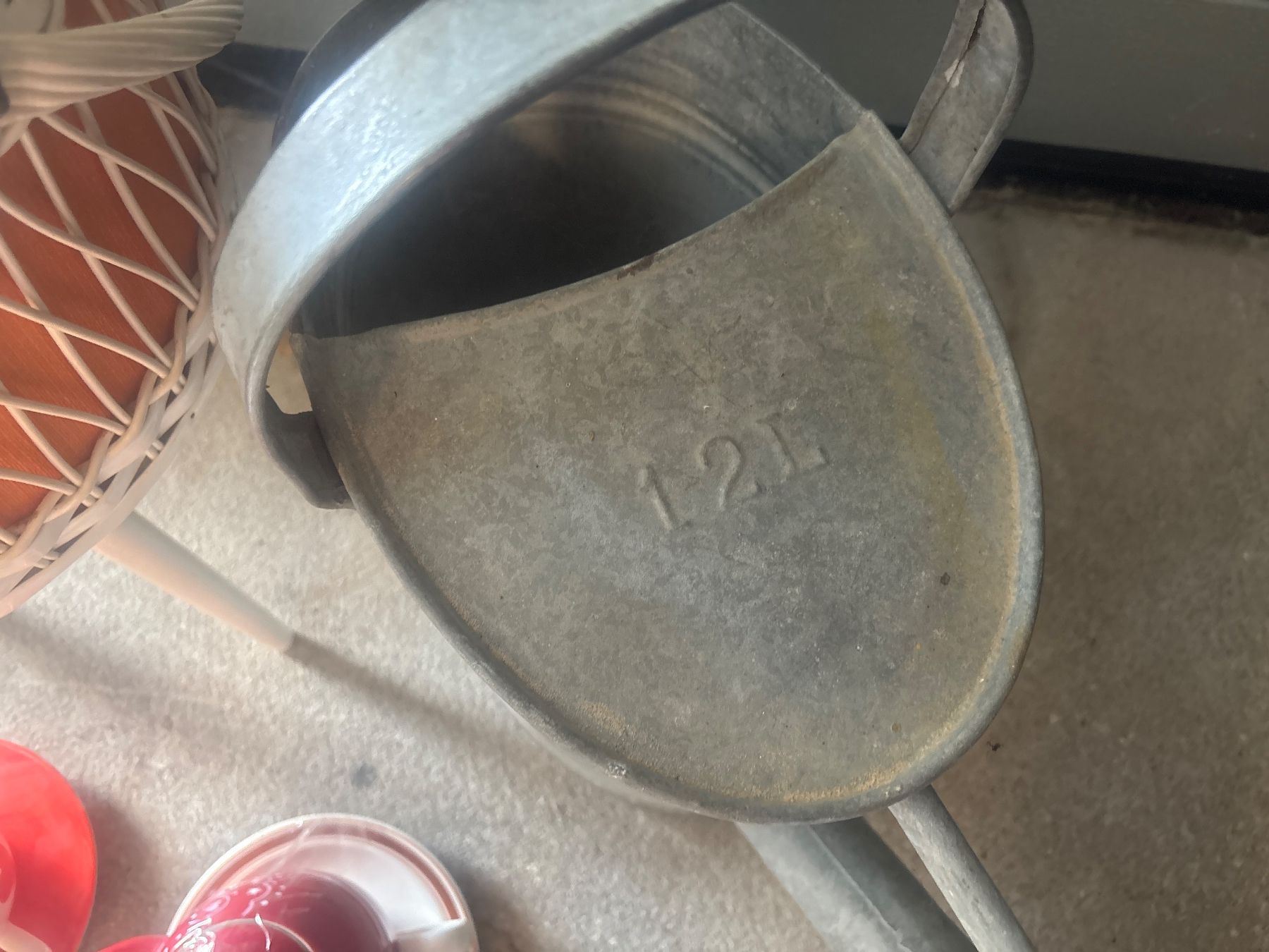 Tutte le decorazioni: Flohmarkt LOT – Usato da Aarwangen venduto da kah_79t5 2