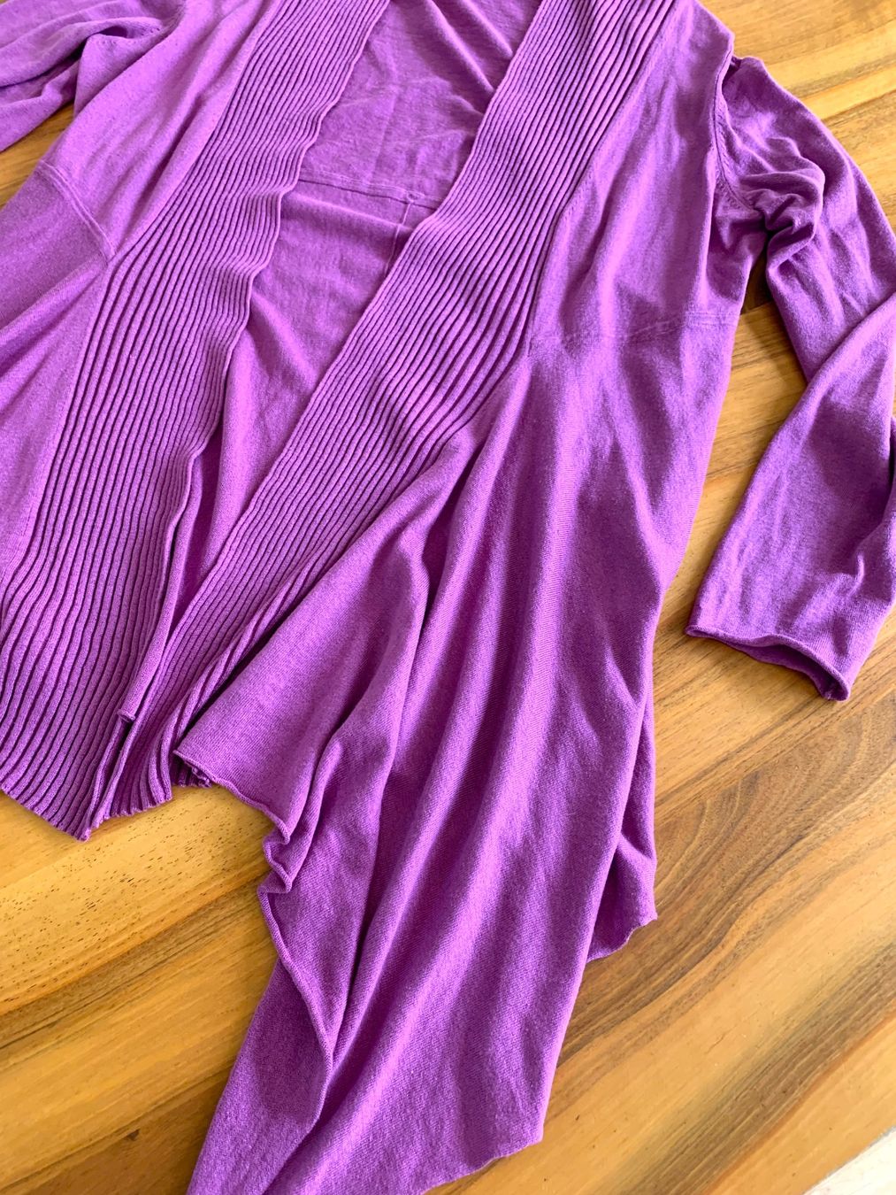 Hemisphere Giacche: HEMISPHERE Seide/Leinen Cardigan Jäckchen Gr. 40 – Nuovo (secondo la descrizione) da Meiringen venduto da Jackwashere 1