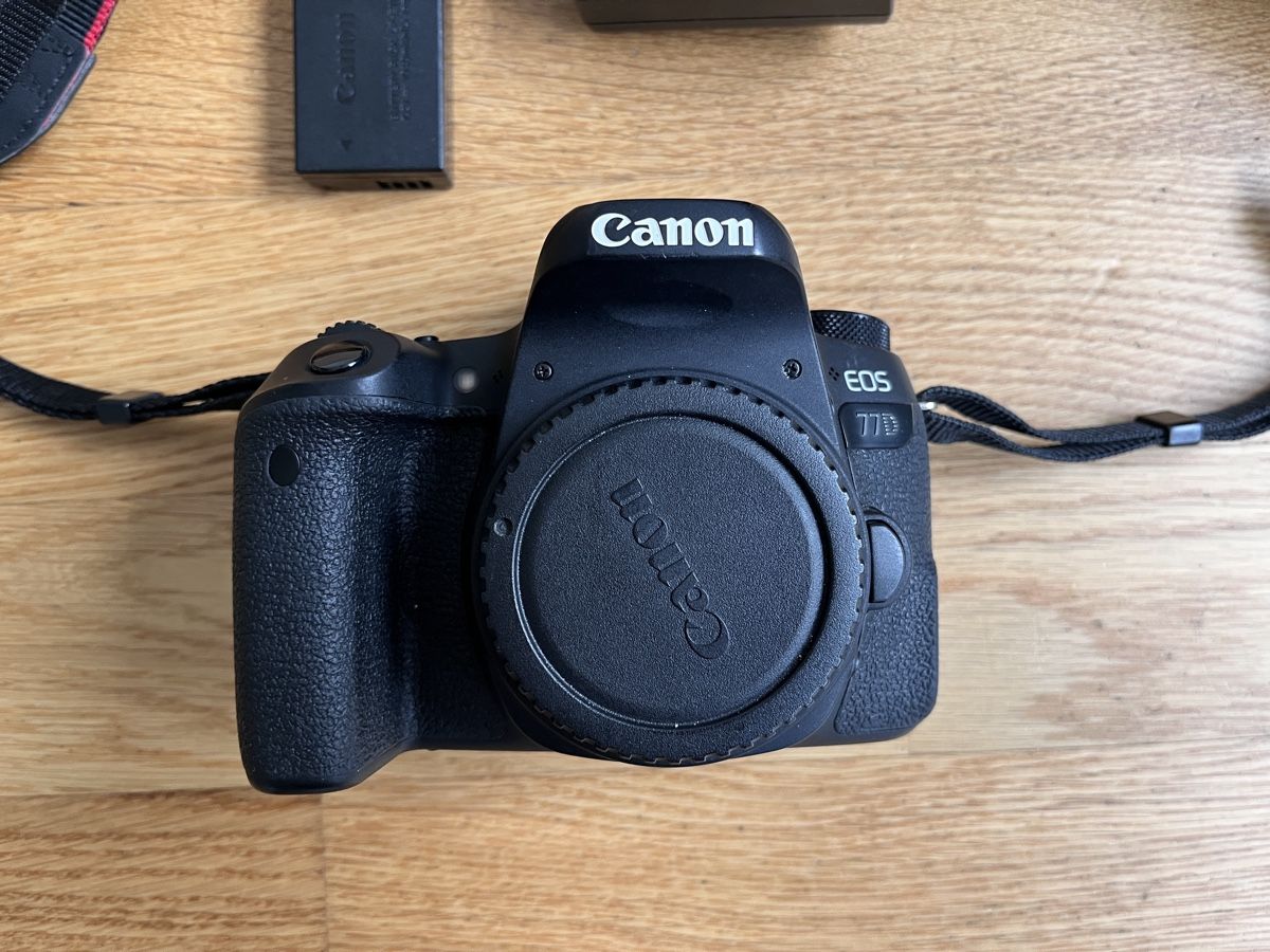 Canon Fotocamera: Canon EOS 77D – Usato da Zürich venduto da a.b.2025 2