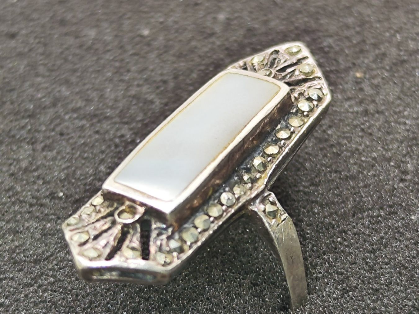 Anelli: Art Deko 925er Silber Ring mit Perlmutt, Markasiten Top – Usato da Steffisburg venduto da mat_8s7d 1