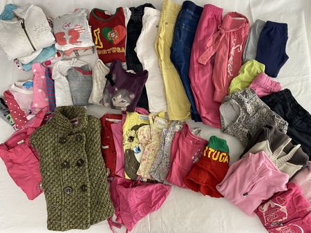 Nr. 6 Mädchen Kleider, Hosen, T-Shirts, Jacken, Grösse 86-92
