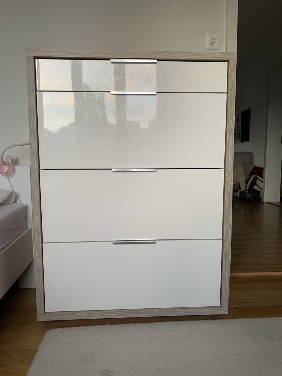 Commodes: Commode 4 tiroirs blanc et bois – D'occasion à Neuchâtel par jopro 2