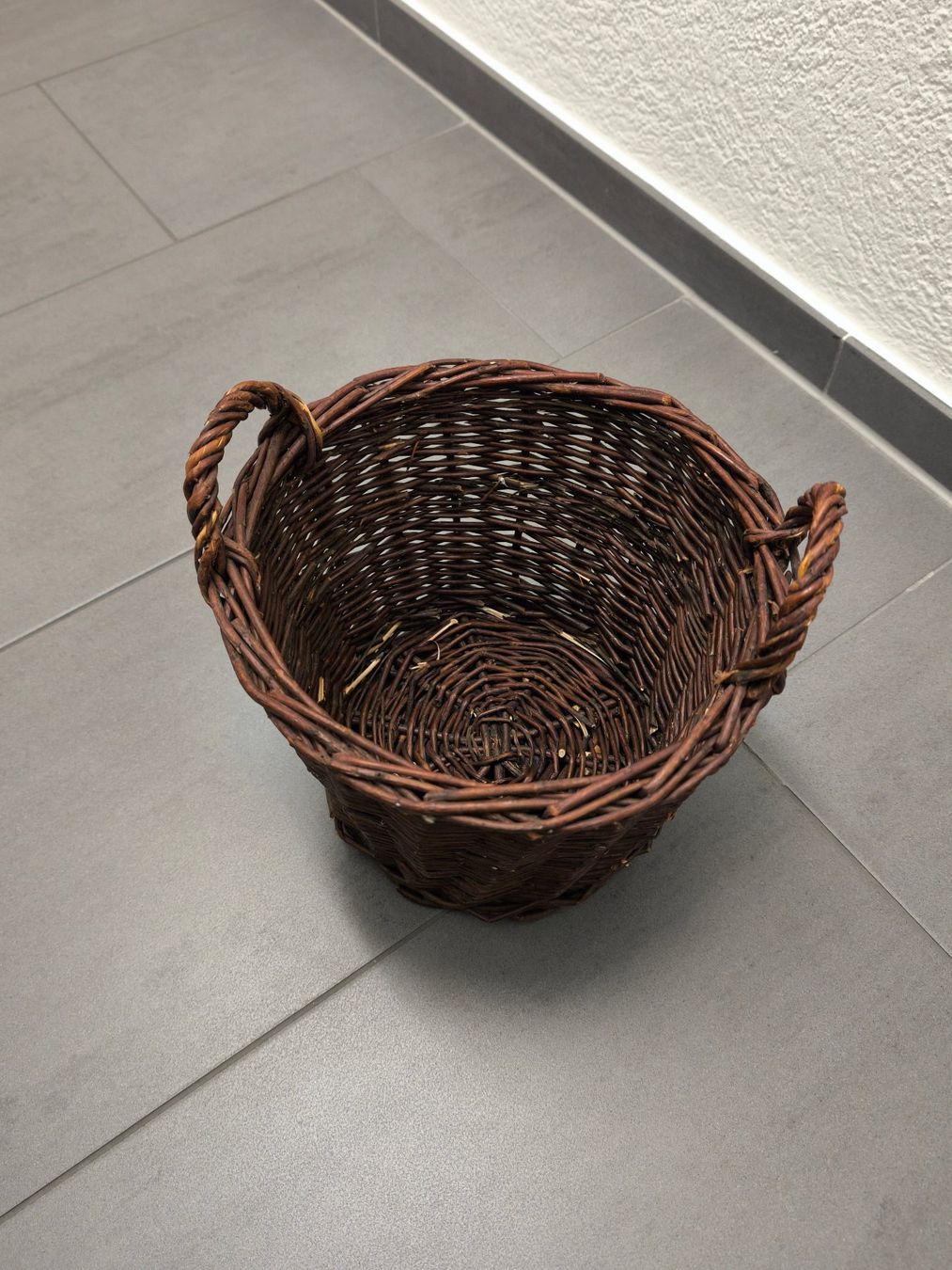 Altro per la casa: Holzkorb dunkelbraun – Usato da Zürich venduto da Bluemex 2