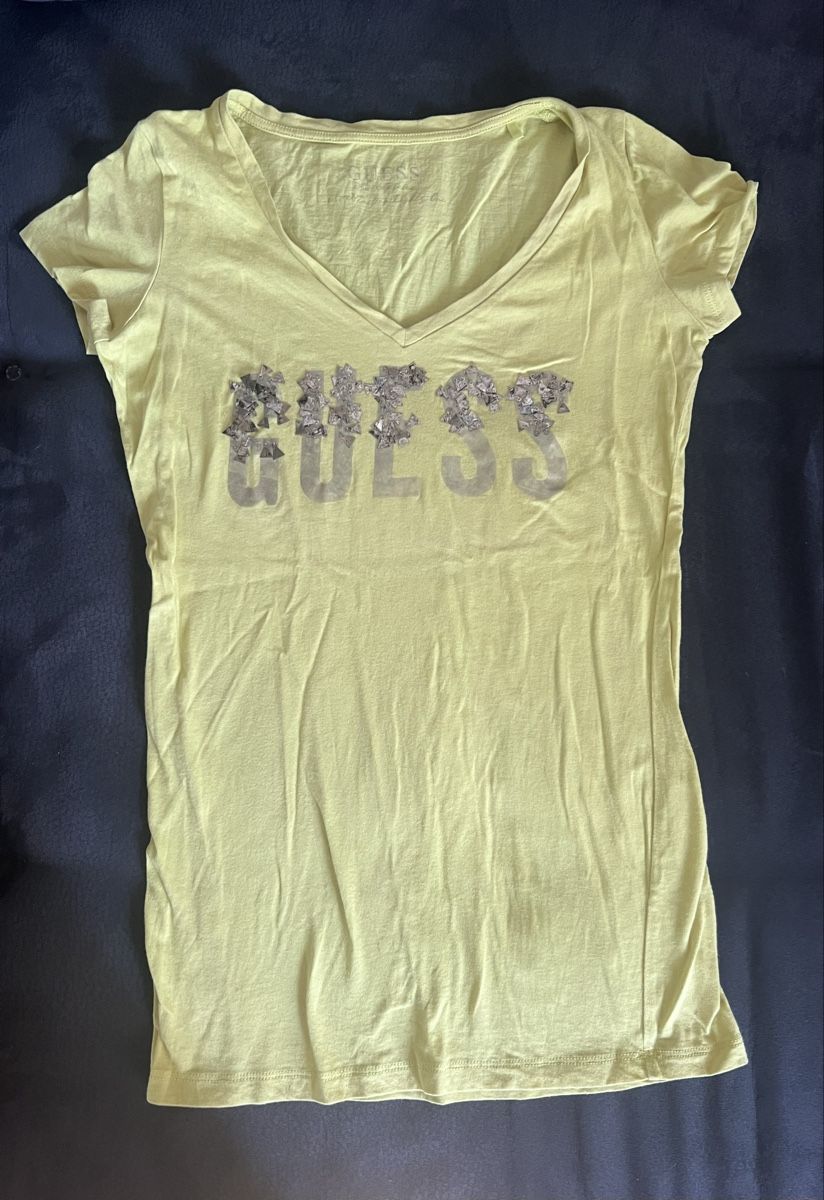 Guess T-shirts: Guess Shirt M – Neuf (Voir description) à Wädenswil par GNT
