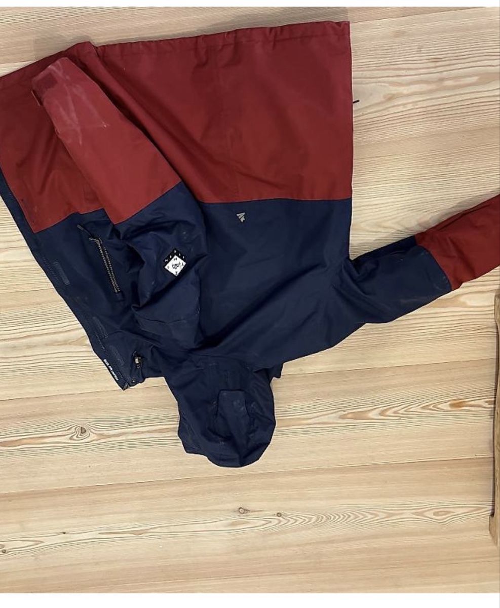 Giacche: Zimtstern Snowboardjacke – Usato da Zürich venduto da AyJay