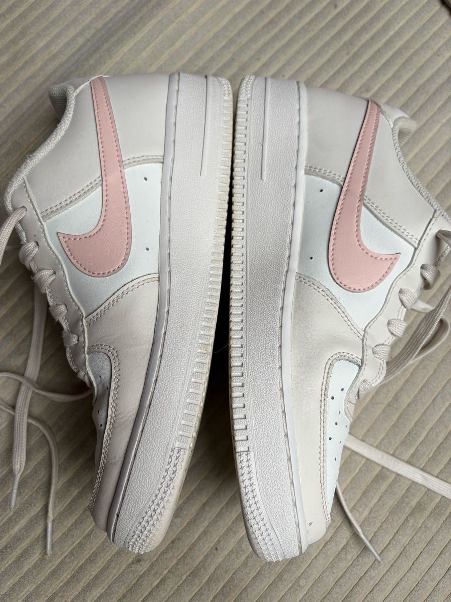 Nike Damenschuhe: NIKE Air Force 1 – Gebraucht aus Hagenwil von Sarina07 1