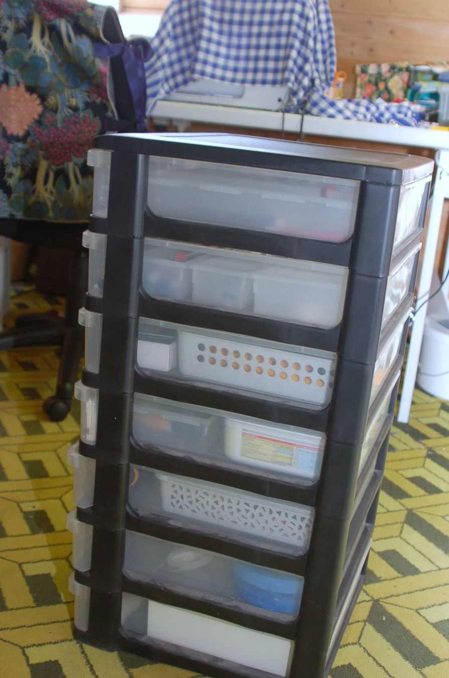 Recipients et similaires: Kunststoff-Schubladenbox / Rollcontainer – D'occasion à Zeiningen par dor_k786 2