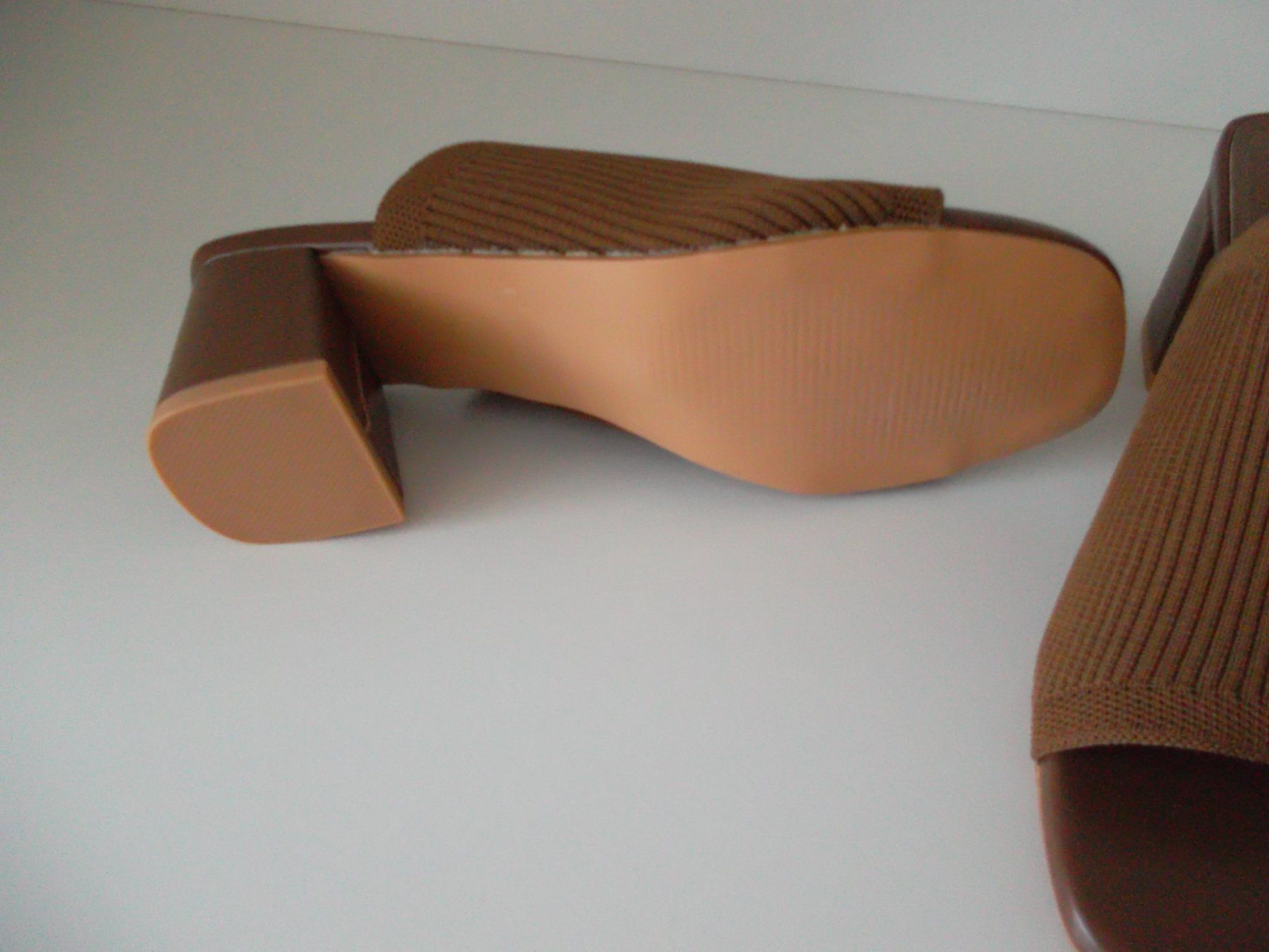 Shein Damenschuhe: SANDALETTE BRAUN GR. 36 MARKE SHEIN – Neu und originalverpackt aus Zofingen von Felpa 3