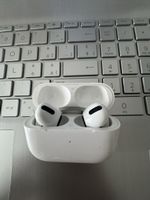 Apple AirPods Pro 1. Gen guter Zustand