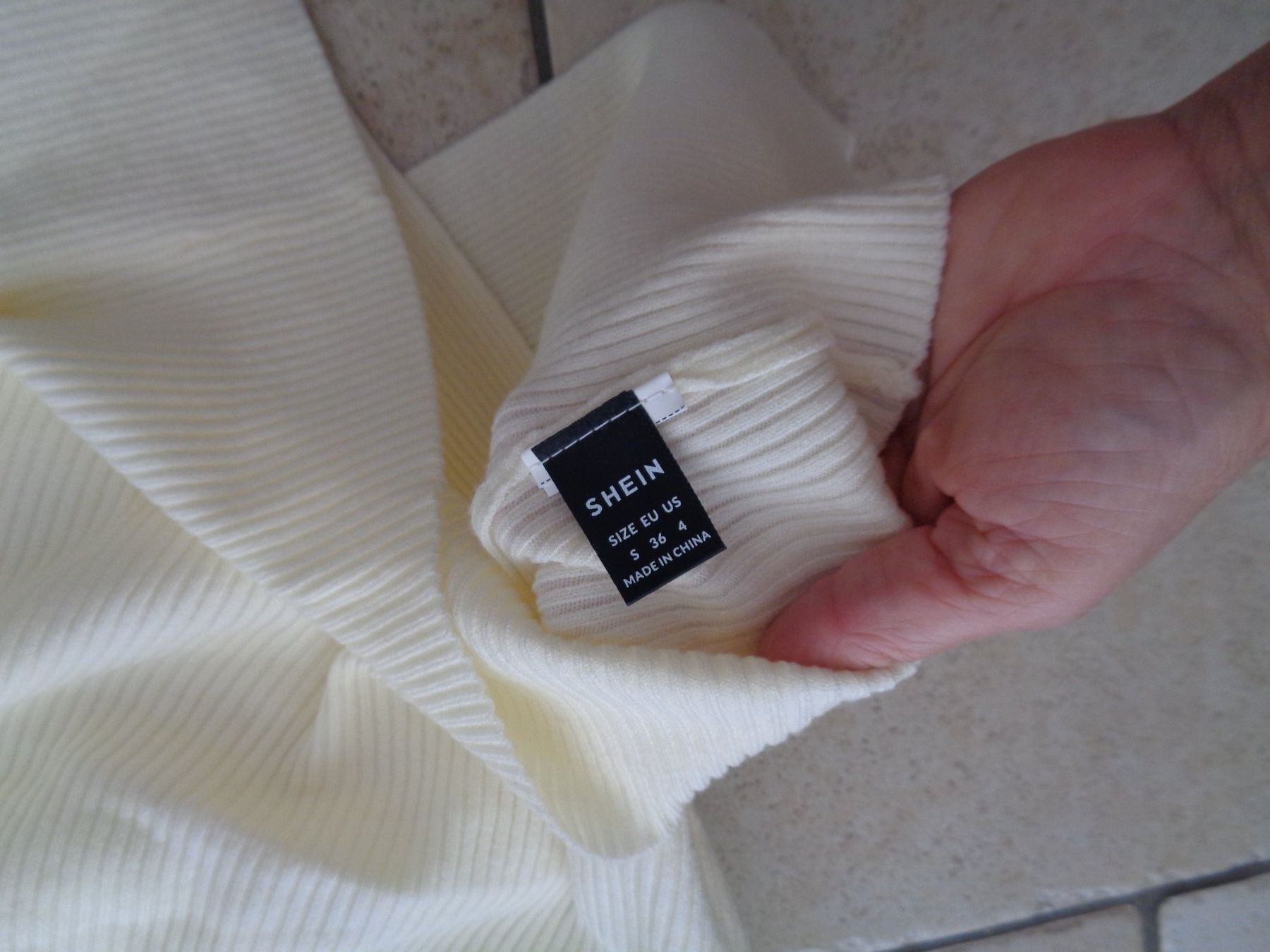 Shein Top: Top / Oberteil  Shein  Grösse S – Usato da Kreuzlingen venduto da Robi-2003 2