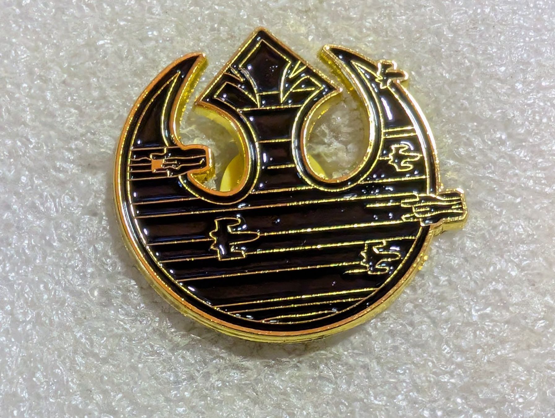 Placchette & Badge: Ansteckpin 182: Star Wars – Usato da Oppligen venduto da Pin-Fall-Shop
