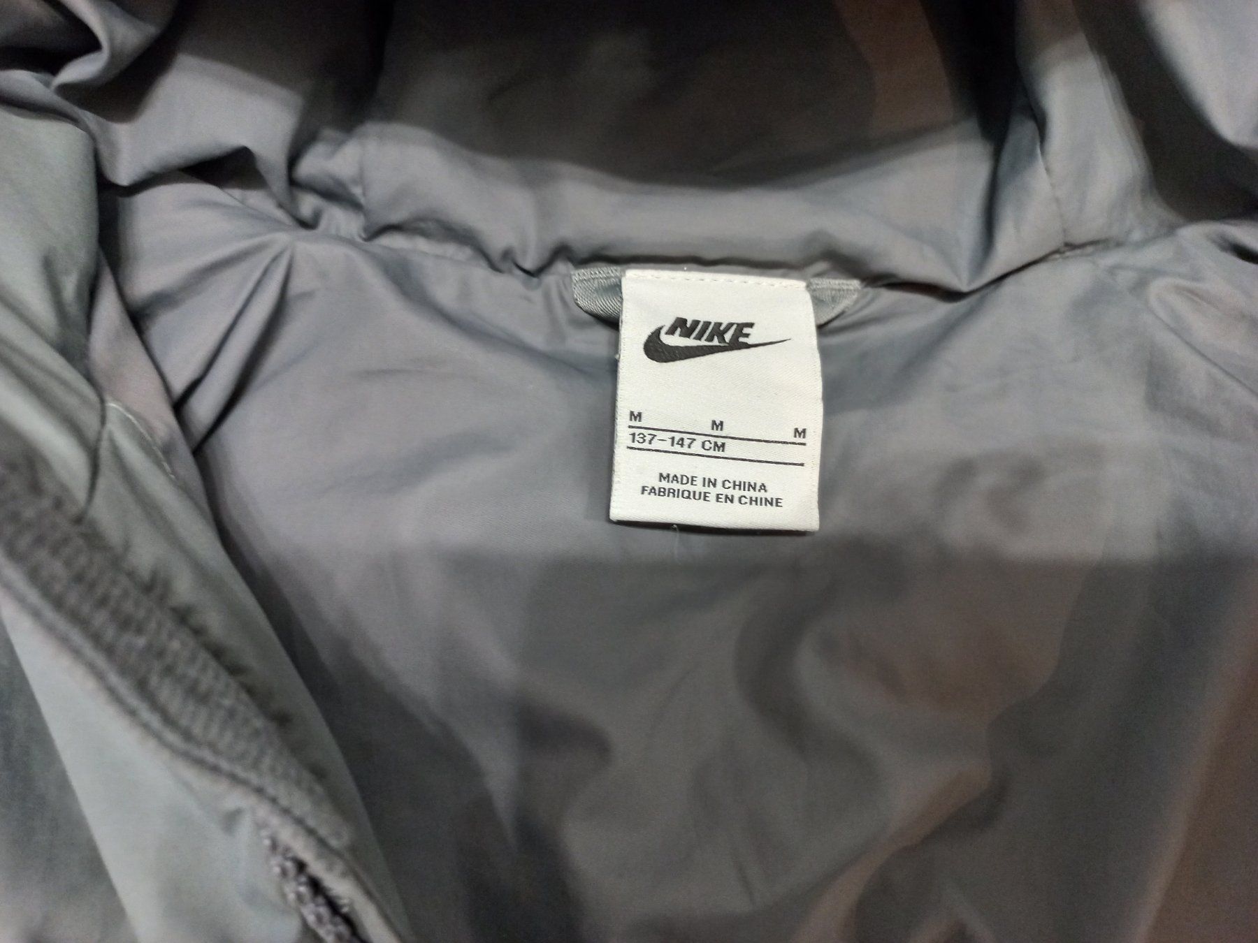 Nike Giacche & Cappotti: Nike Jacke gr. 137-147 – Usato da Bachenbülach venduto da enigmatic 1
