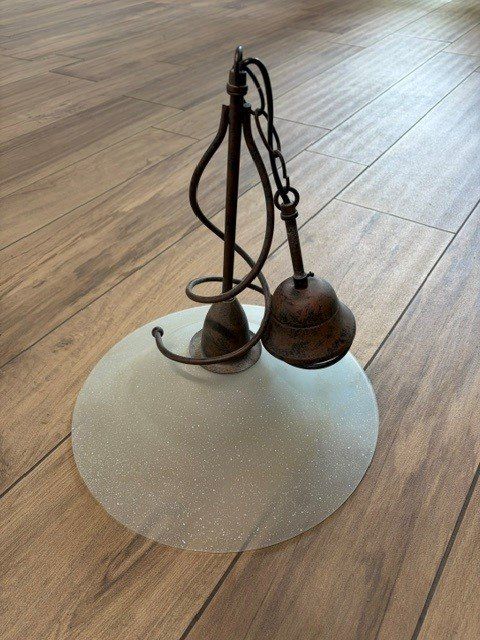 Lampen: Vintage Lampe älteres Modell – Gebraucht aus Landquart von jes_6zrh