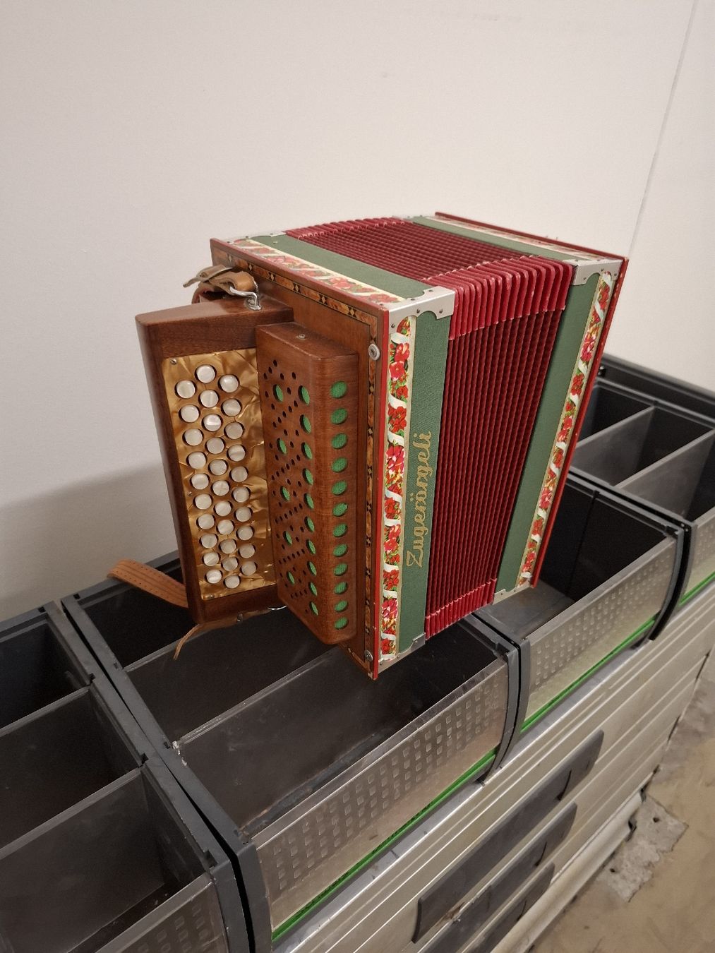 Strumenti musicali: zuger orgeli – Usato da Villeneuve venduto da BibiVintage 3