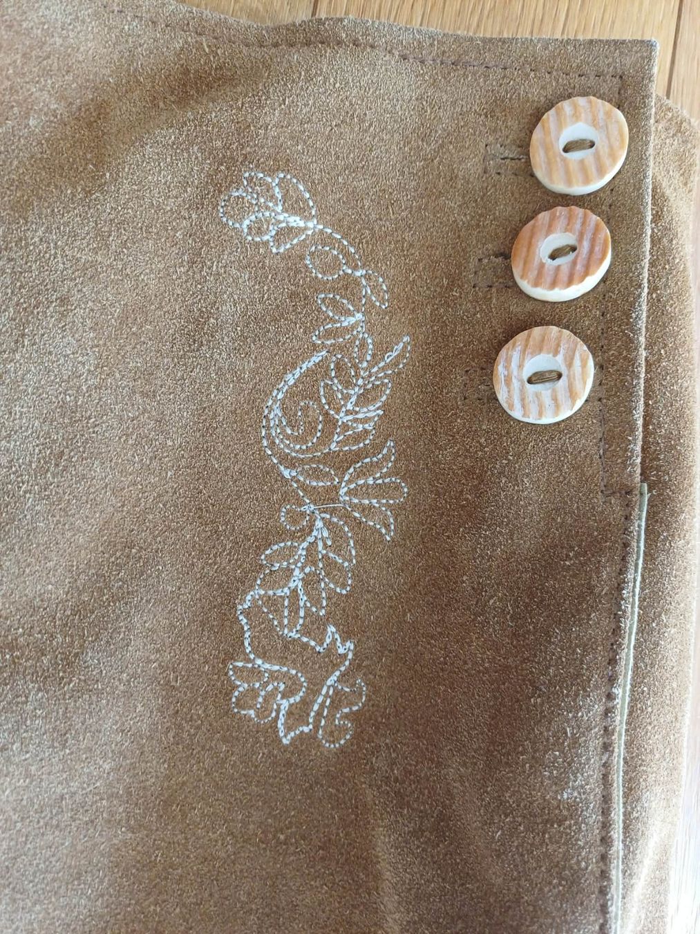 Pantaloni: Echt Lederhose, absolute neuwertig – Usato da Wil SG venduto da Berg1-Bob 2
