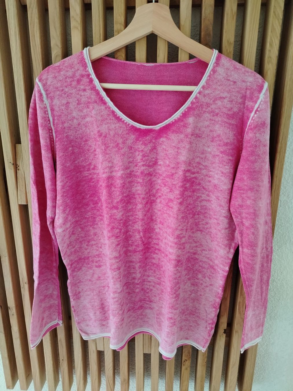 Pullover & Sweatshirts: Langarmpullover Pink mit Waschungen – Gebraucht aus Schönenbuch von sop_n7zd