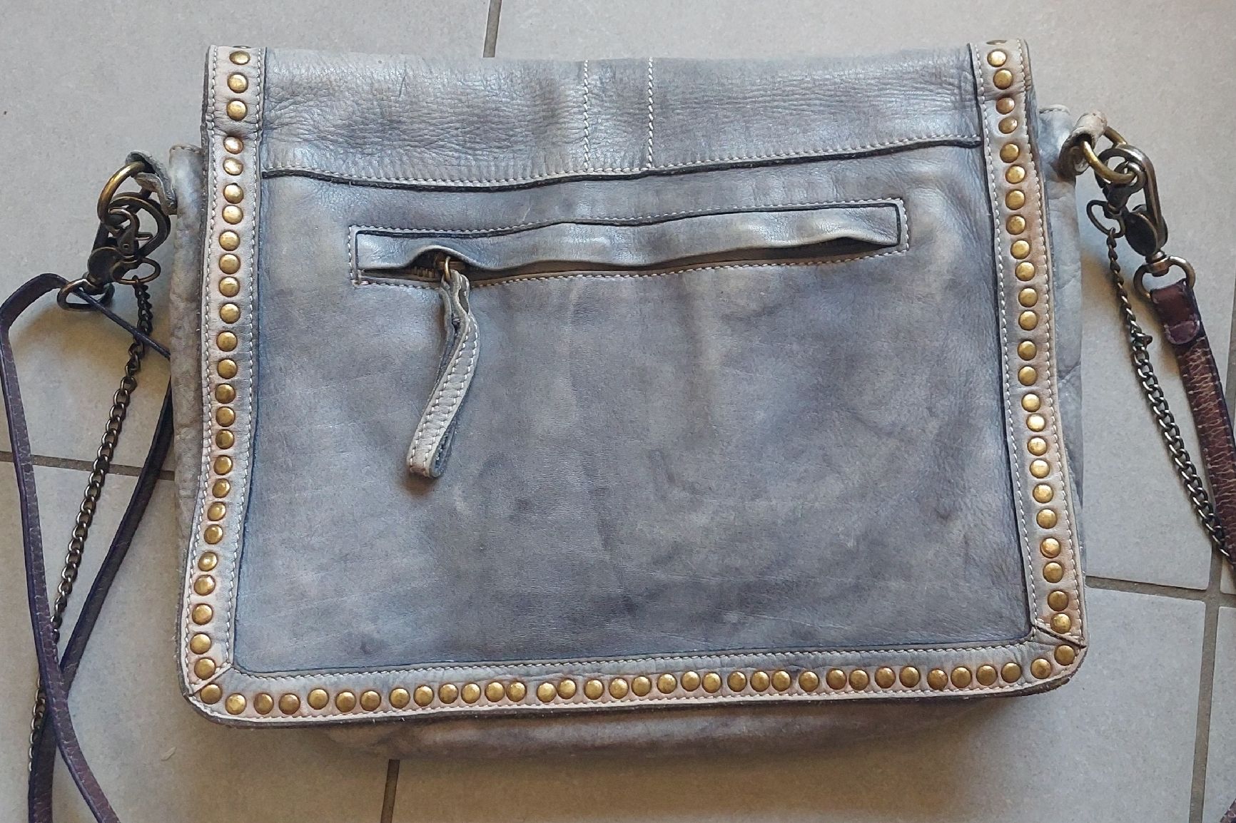 Borse: Sac 100% Cuir bleu délavé – Usato da Plan-Les-Ouates venduto da Lolothebest 5