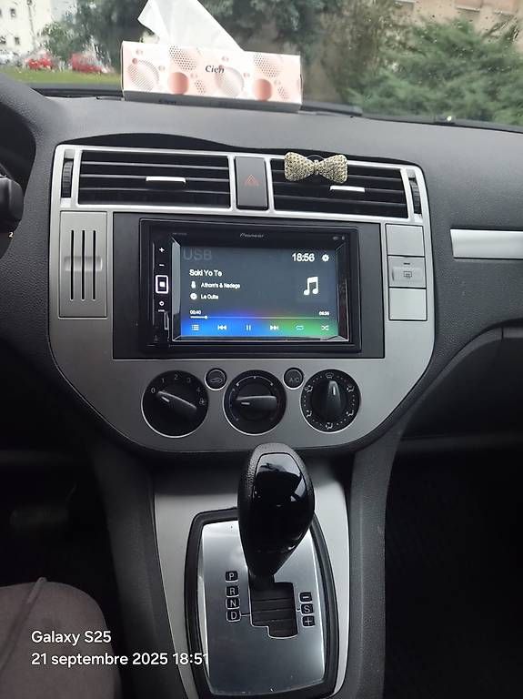 Autos: Ford c-max  – D'occasion à Pont-de-la-Morge par ket_zyb2 2