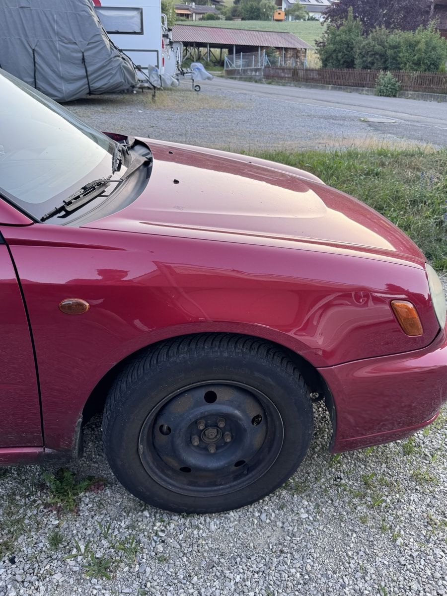 Subaru Tutti pezzi di ricambio auto: Kotflügel rechts Subaru Impreza  – Usato da Mühlethurnen venduto da Schmidts