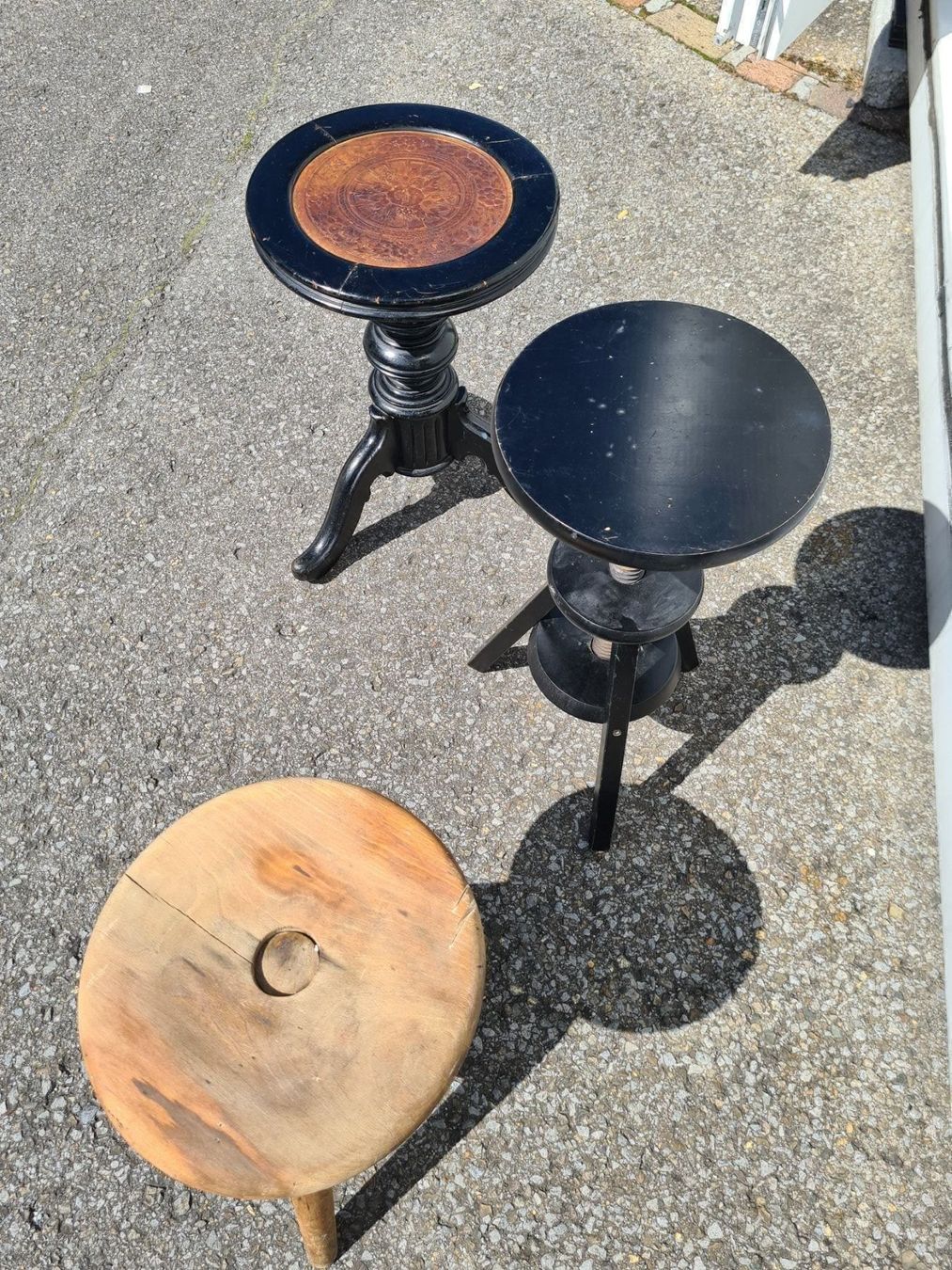 Hocker: Tabouret , 2 hauteurs réglable a vendre – Gebraucht aus Monthey von 187-zeroo 8