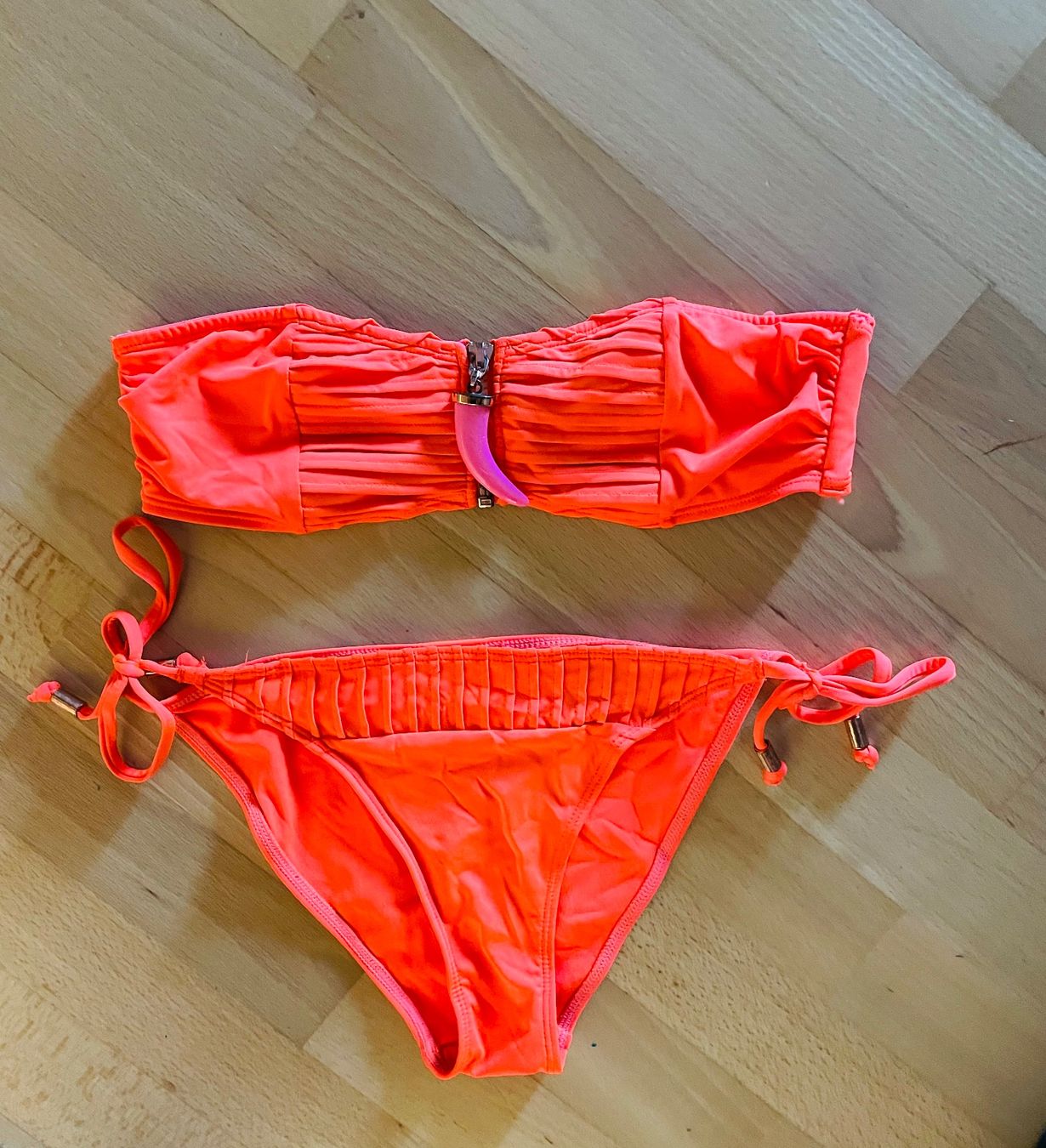 H&M Costumi da bagno & Bikini: Bikini inkl. Häckelshirt / Grösse 34/38 – Usato da Winterthur venduto da LESA1015 1