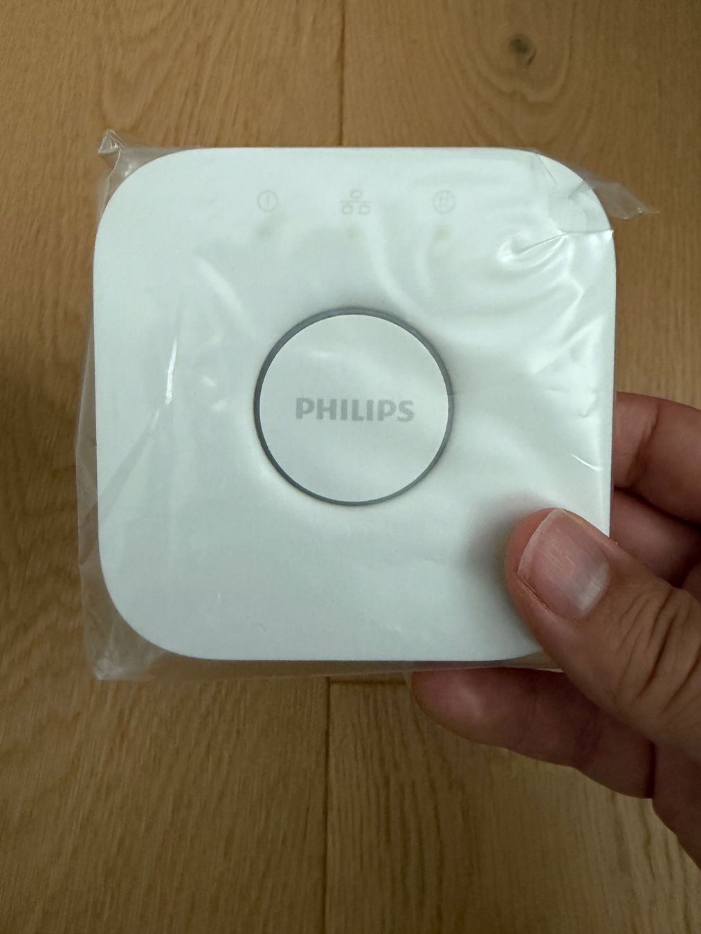 Philips Hub & Switch: Philips Hue Bridge – Usato da Le Mont-sur-Lausanne venduto da Carl2k 5
