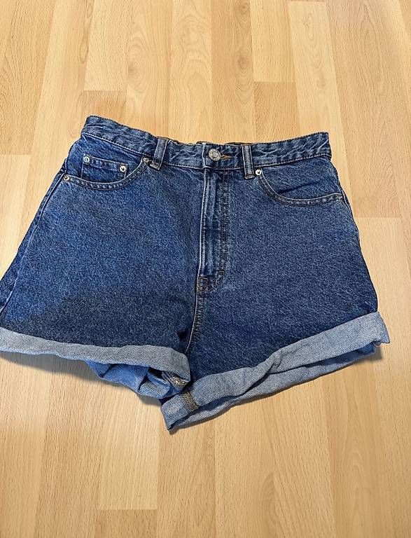 Jeans: Pull&Bear Jeans Shorts – D'occasion à Alchenflüh par selina077