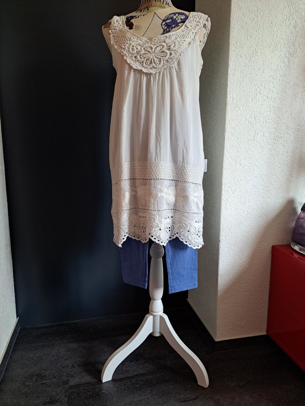 Tuniche: Ensemble tunique et leggings – Usato da Courrendlin venduto da Aheinza