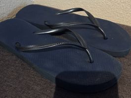 ZZZ: FlipFlop Sandalen Grösse 41/42