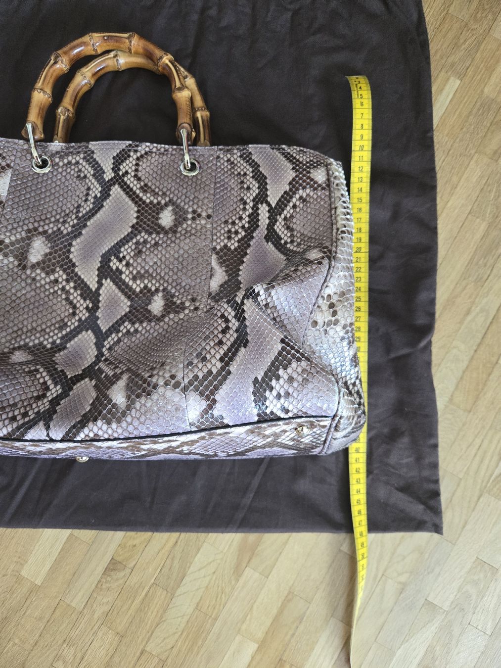 Gucci Taschen für Damen: Tolle Gucci Tasche mit Pythonleder – Gebraucht aus Adliswil von ani_l7ql 7