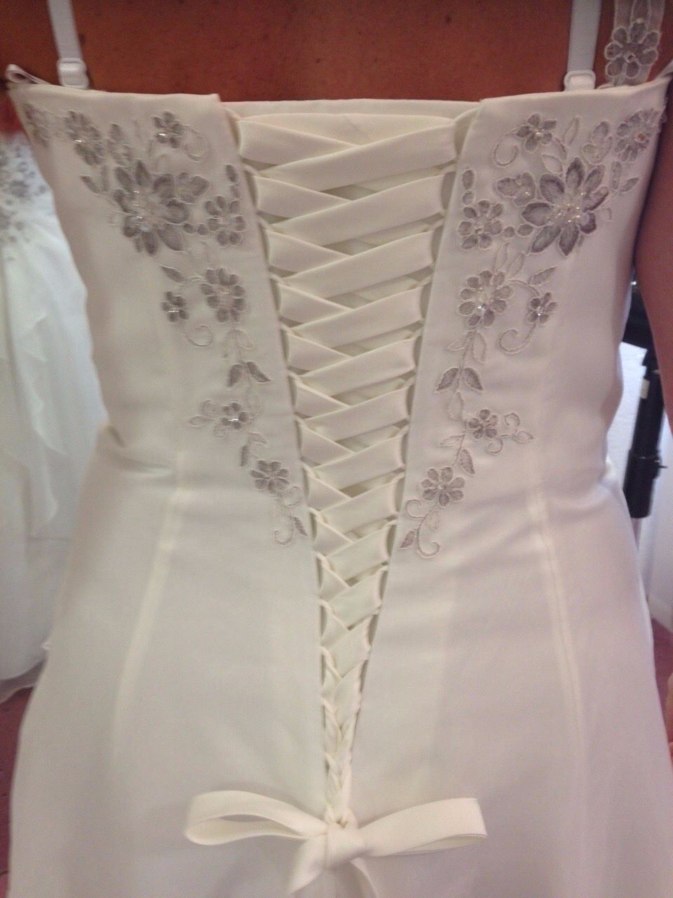 Vestiti: Hochzeitskleid – Usato da Lachen SZ venduto da boris3537 1