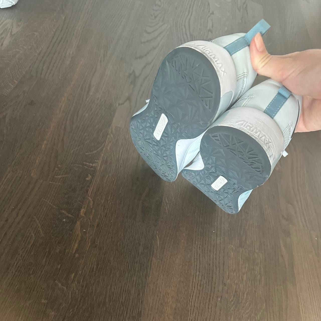 Nike Scarpe da donna: White Nike Air Max trainers – Usato da Konolfingen venduto da gle_nbf9 2
