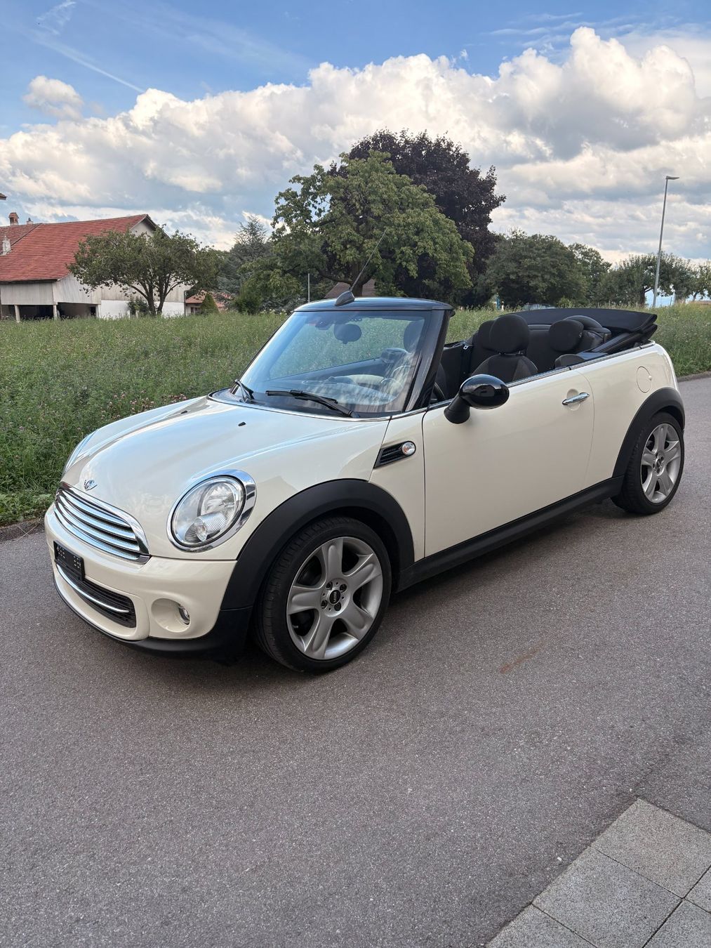 Mini Autos: Mini Cooper Cabrio 2015 – Gebraucht aus Delley von vbr_7mj7 3