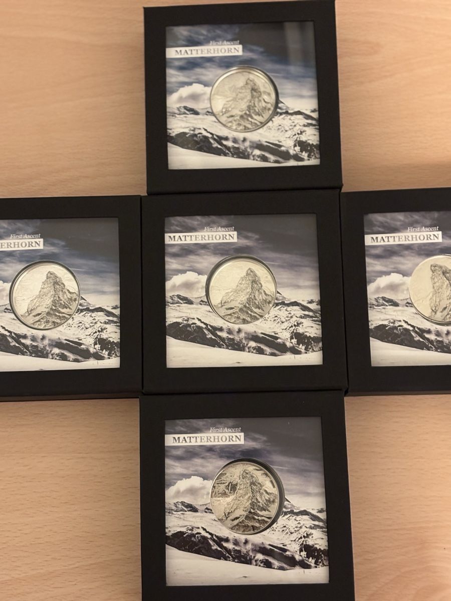 Tutti le monete: 5  x 5 Fr. Matterhorn 2025 – Nuovo e nell'imballaggio originale da Sissach venduto da Numis-Max 1