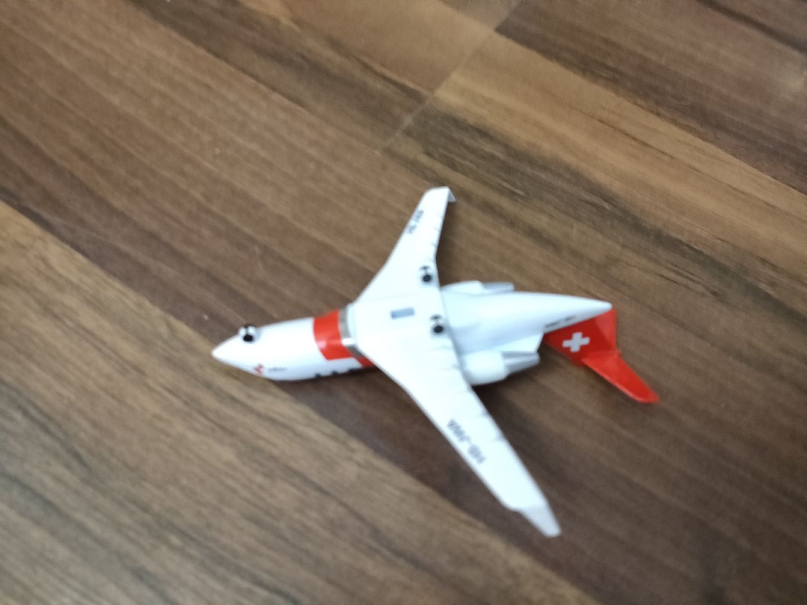 Rega Modellbausätze & Standmodelle: Flugzeugmodell Challenger 650 Rega – Neu und originalverpackt aus Leuggelbach von Schreiner21 4