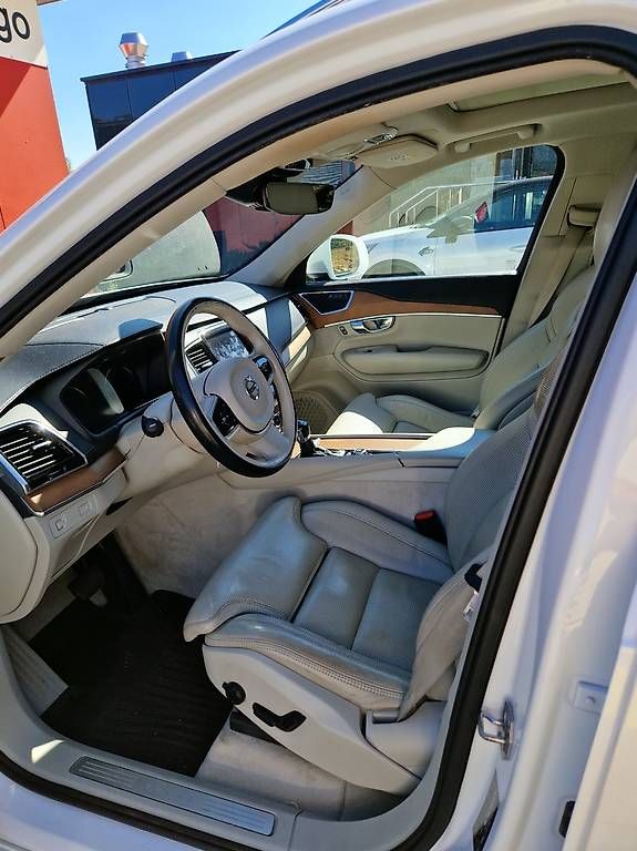 Automobili: Volvo XC90 D5 Inscription 7 Posti – Usato da Giubiasco venduto da BizzaJ99 4
