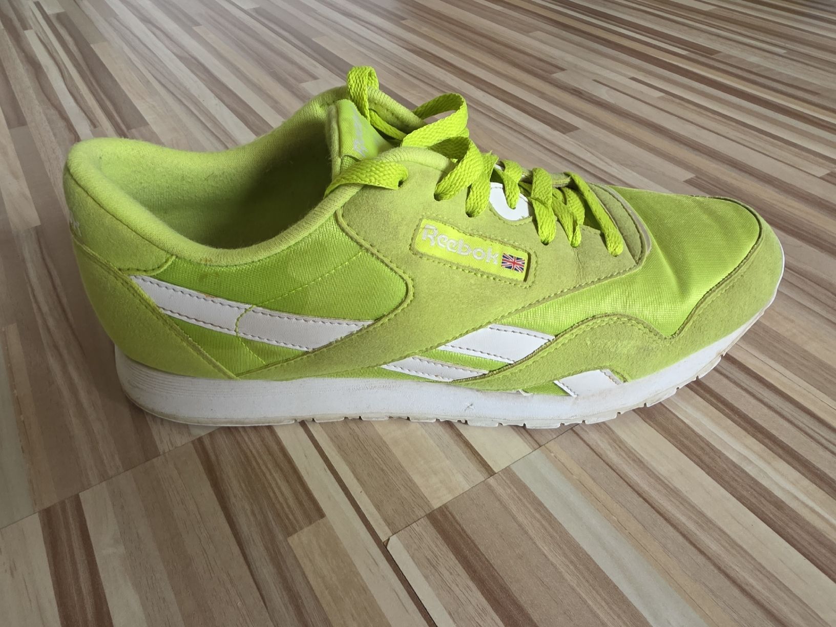 Reebok Scarpe da uomo: Reebok Classic CLASSIC NYLON COLOR - Vert – Usato da Villeret venduto da Boinay 6