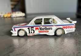 Voiture miniature BMW M5 - 1/43