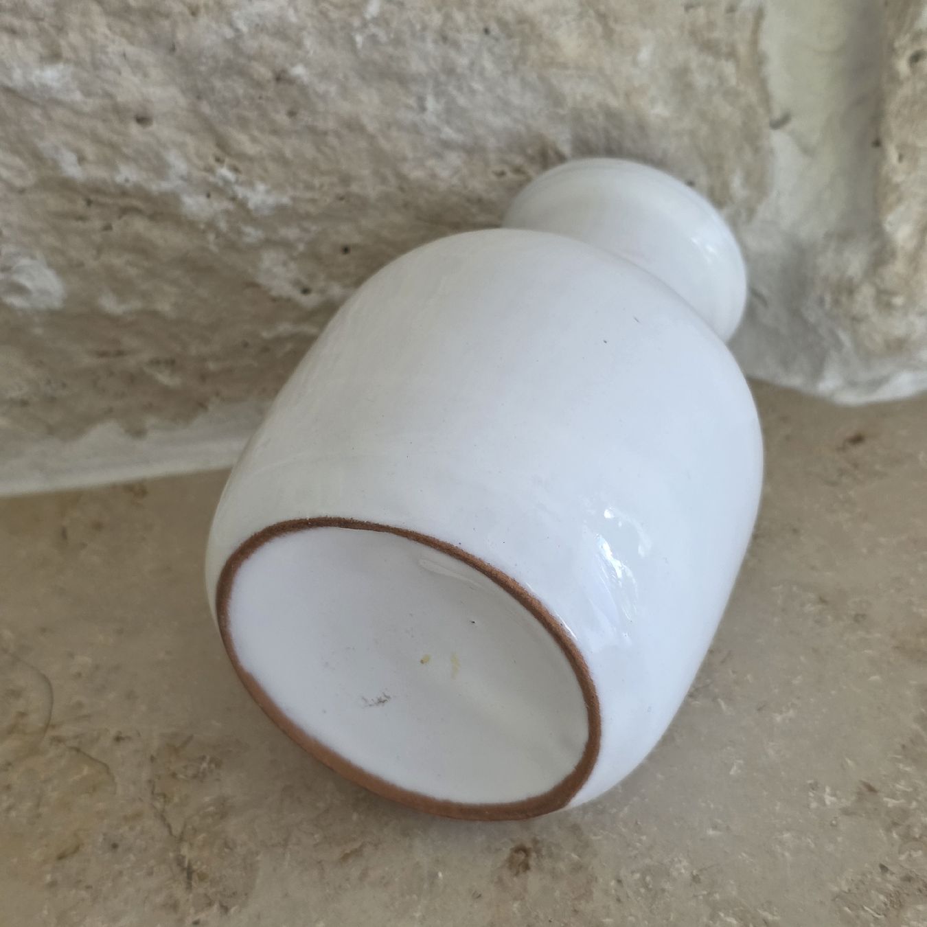 Vasen & Gefässe: Weisse Keramik Vase klein Top  Zustand – Gebraucht aus Rheinsulz von Gilea 2