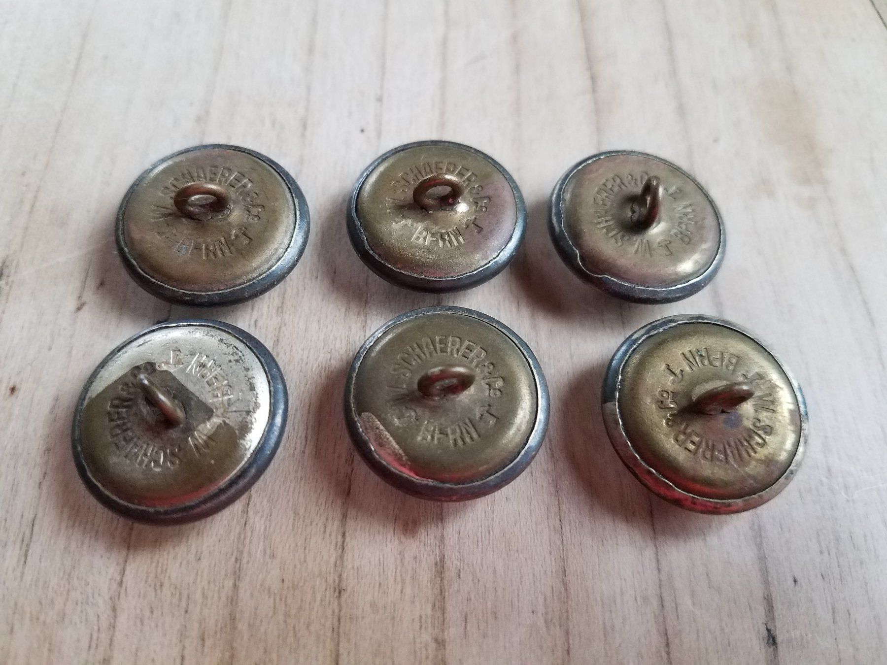 Bottoni: 6 antike Piloten Uniform Knöpfe Emblem Schweizer Luftwaffe – Usato da Rorschacherberg venduto da Marubium 4