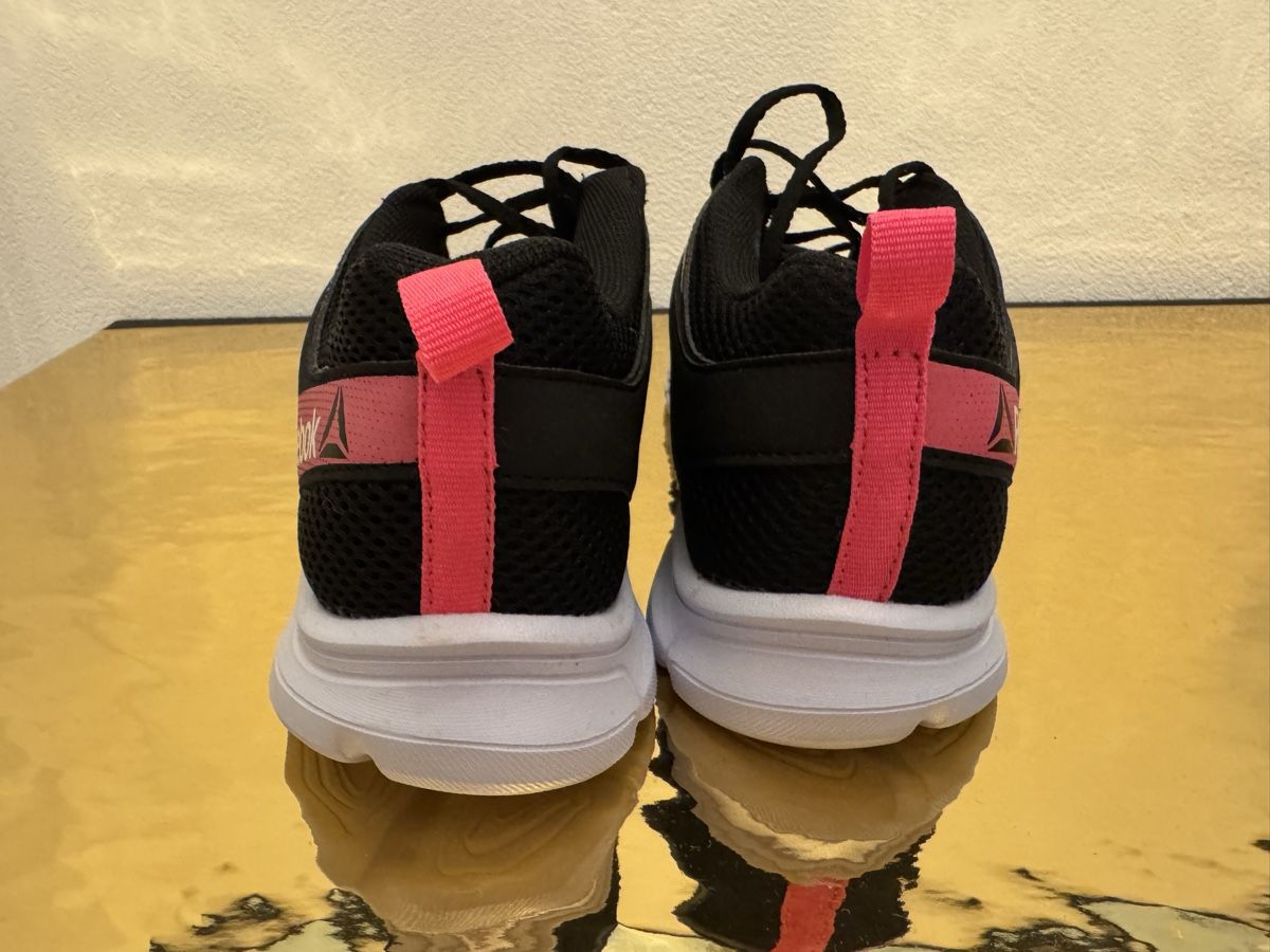 Reebok Herrenschuhe: Reebok Sportschuhe Gr. 40.5 – Neu (gemäss Beschreibung) aus Lachen SZ von artbyblondangel 7