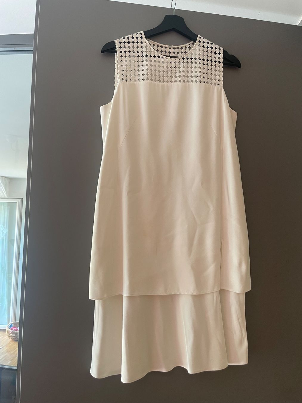 Akris Kleider: Kleid Akris Punto weiss Grösse 38 – Gebraucht aus Winterthur von sim_6rnh