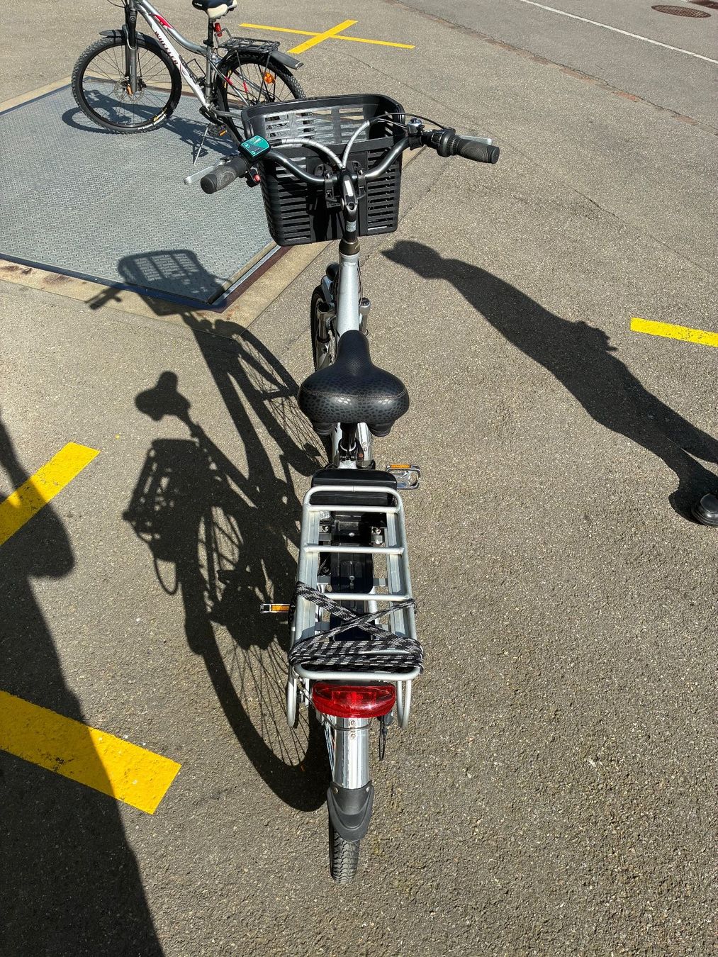 Biciclette: Top Leopard E-City E-Bike, ohne Akku – Usato da Dübendorf venduto da sdbu-frappant 1