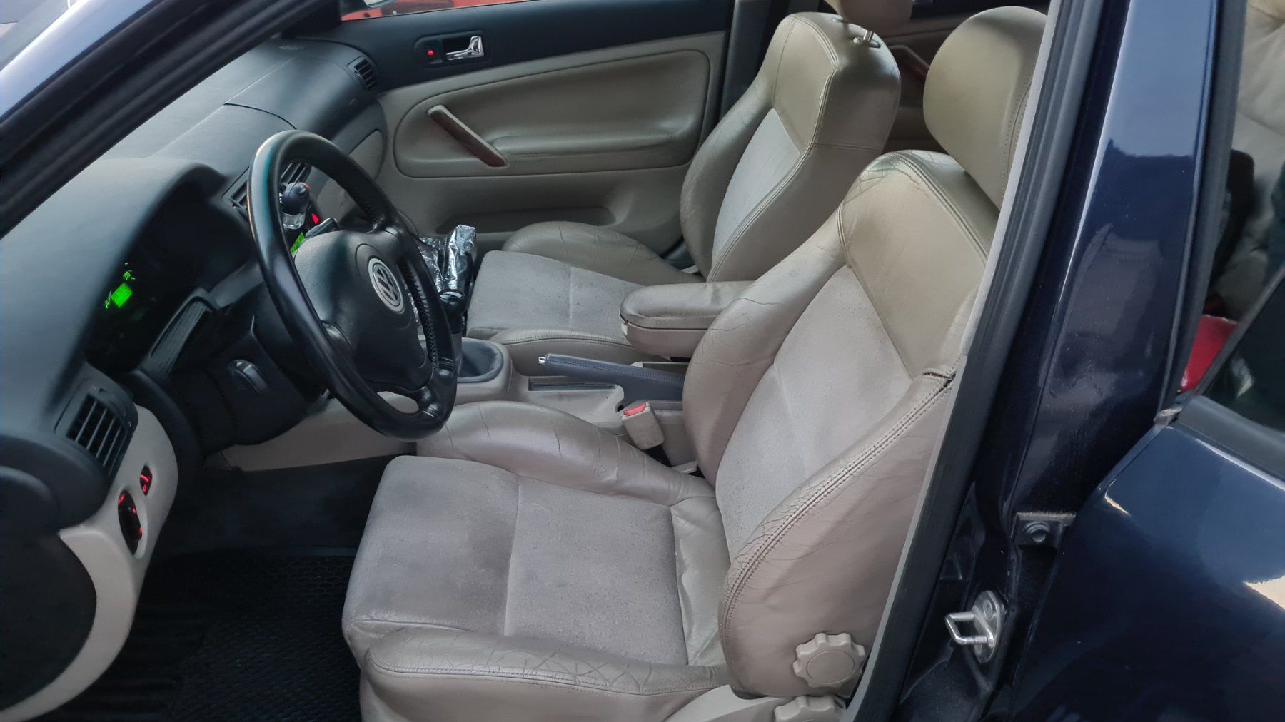 VW Autos: VW Passat Variant – Gebraucht aus Au SG von fiat27 5