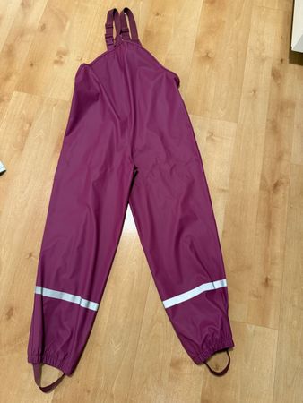 Regenhose Grösse 140