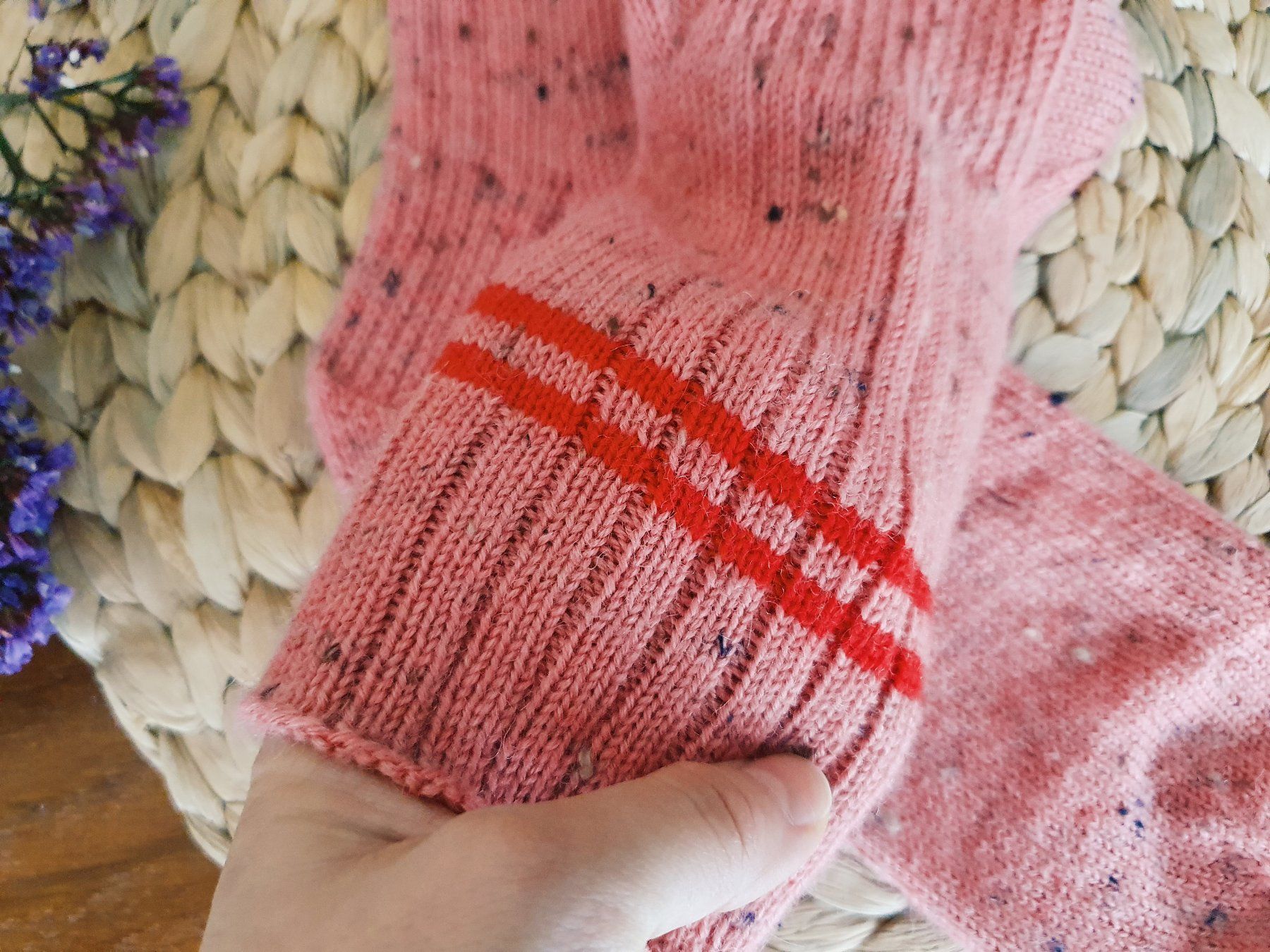 Calze: Handgestrickte Socken, Gr. 38, Wollsocken, Geschenk – Nuovo e nell'imballaggio originale da Neunkirch venduto da Sandramay 2