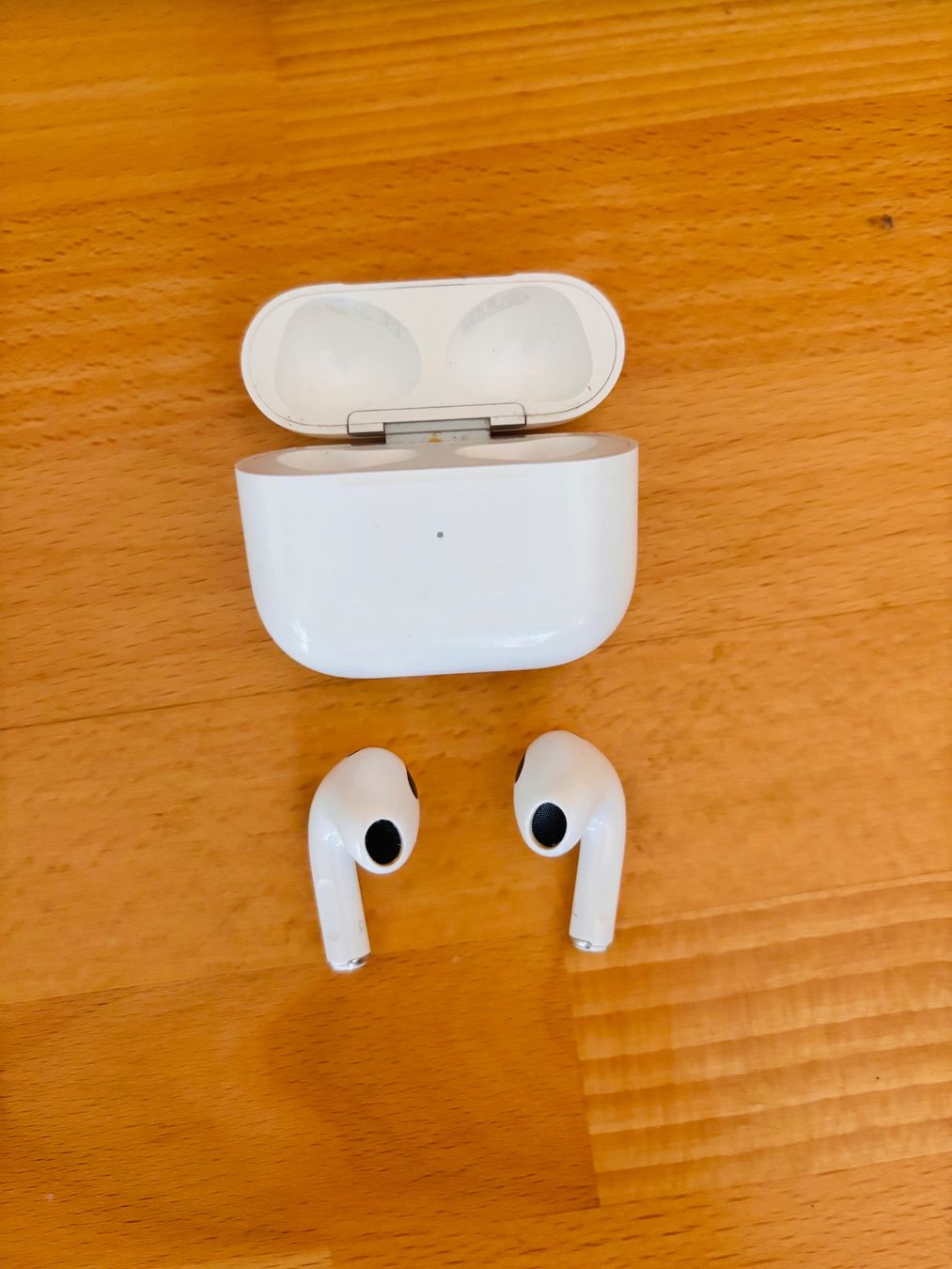 Apple Casques audio: AirPods Gen 3 – D'occasion à Zürich par Artur.S. 2