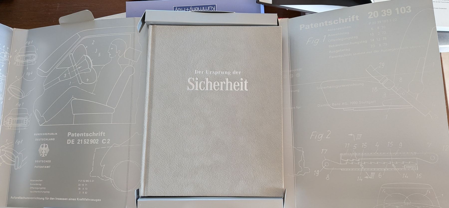 Libri: Mercedes-Benz Buch der Sicherheit – Nuovo (secondo la descrizione) da Bassersdorf venduto da Thg31