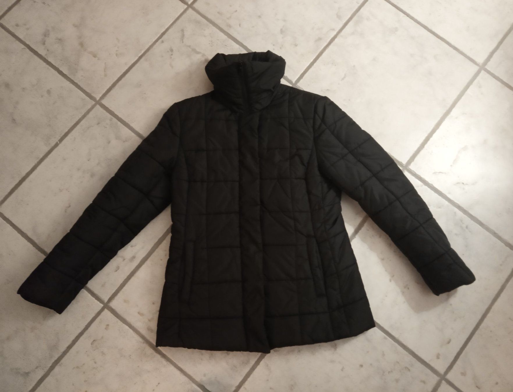 H&M Giacche: DAMENJACKE von H&M – Usato da Chur venduto da Rodanisa 5