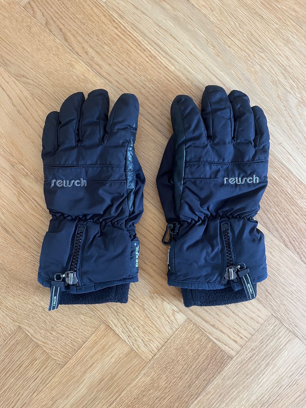 Reusch Handschuhe & Handstulpen: Reusch Skihandschuhe Fingerhandschuhe Schwarz – Gebraucht aus Zürich von bretxo